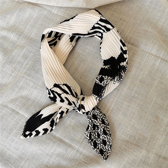 Elegant Wave rope Silk Scarf - Picture 4 of 9